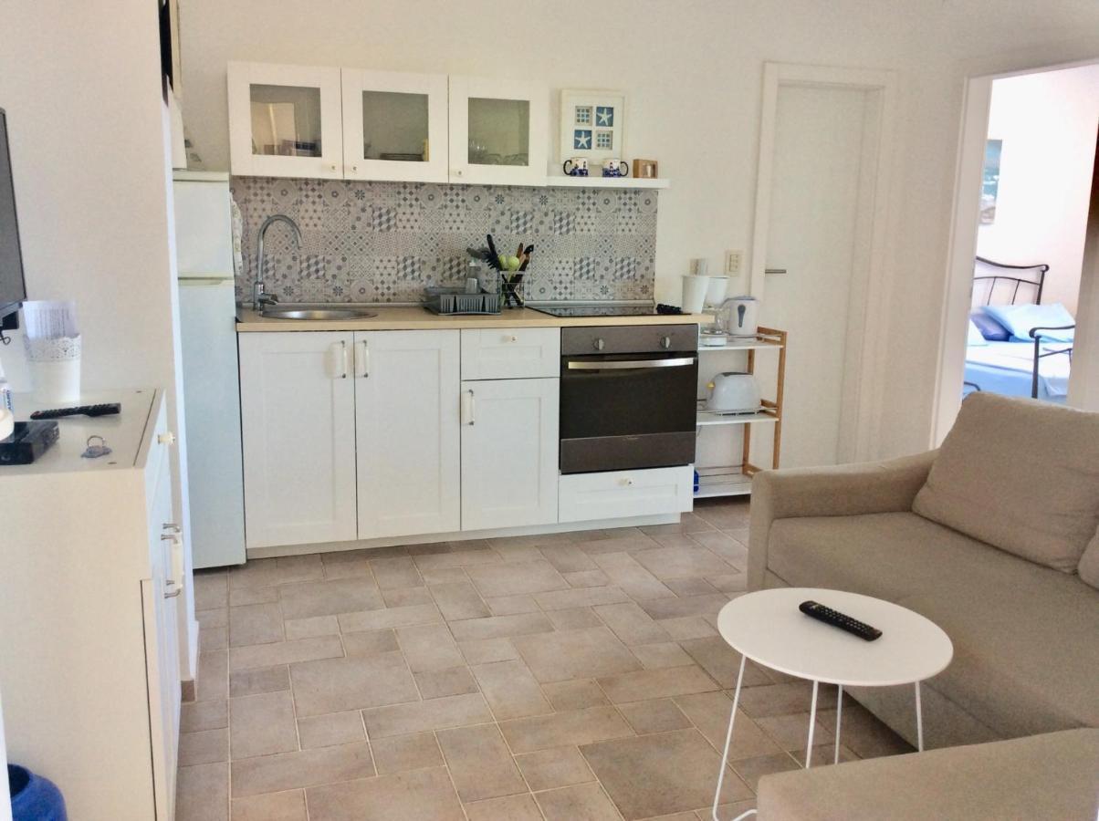 Apartment Tin Pinezici  Luaran gambar
